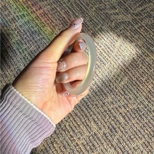 Natural agate bangle